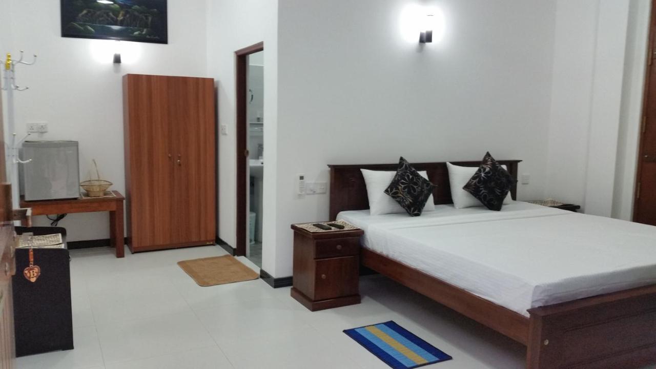 Lake Lane Guest Rest Koggala Exterior photo